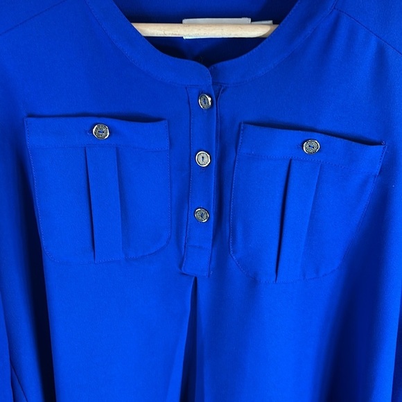 Jules & Jim Long Sleeved Blouse Roll Tab Cuff Size Medium - Picture 2 of 10